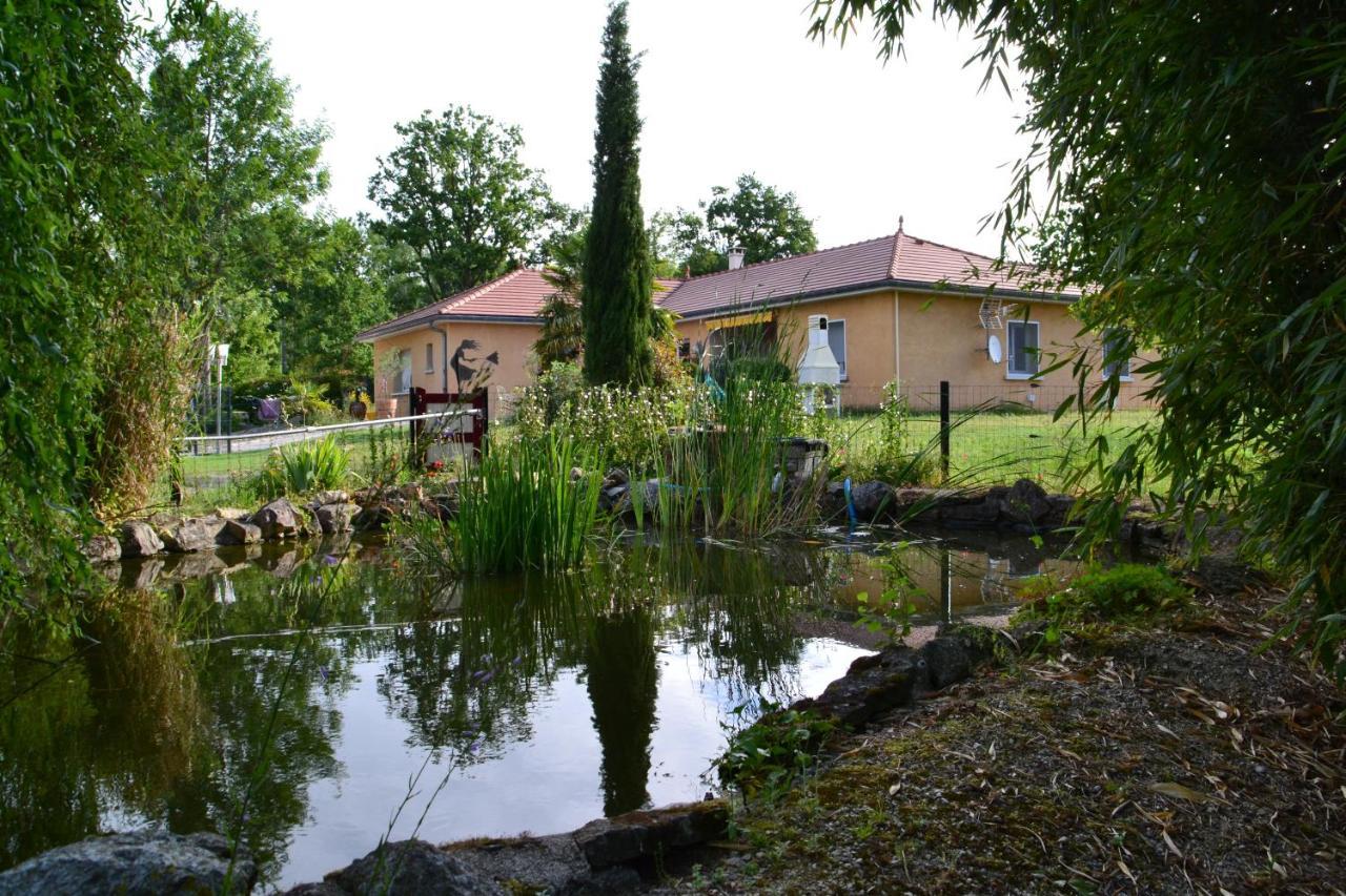 Bed and Breakfast Alaguyauder Le Kota Chatillon-sur-Broue Экстерьер фото