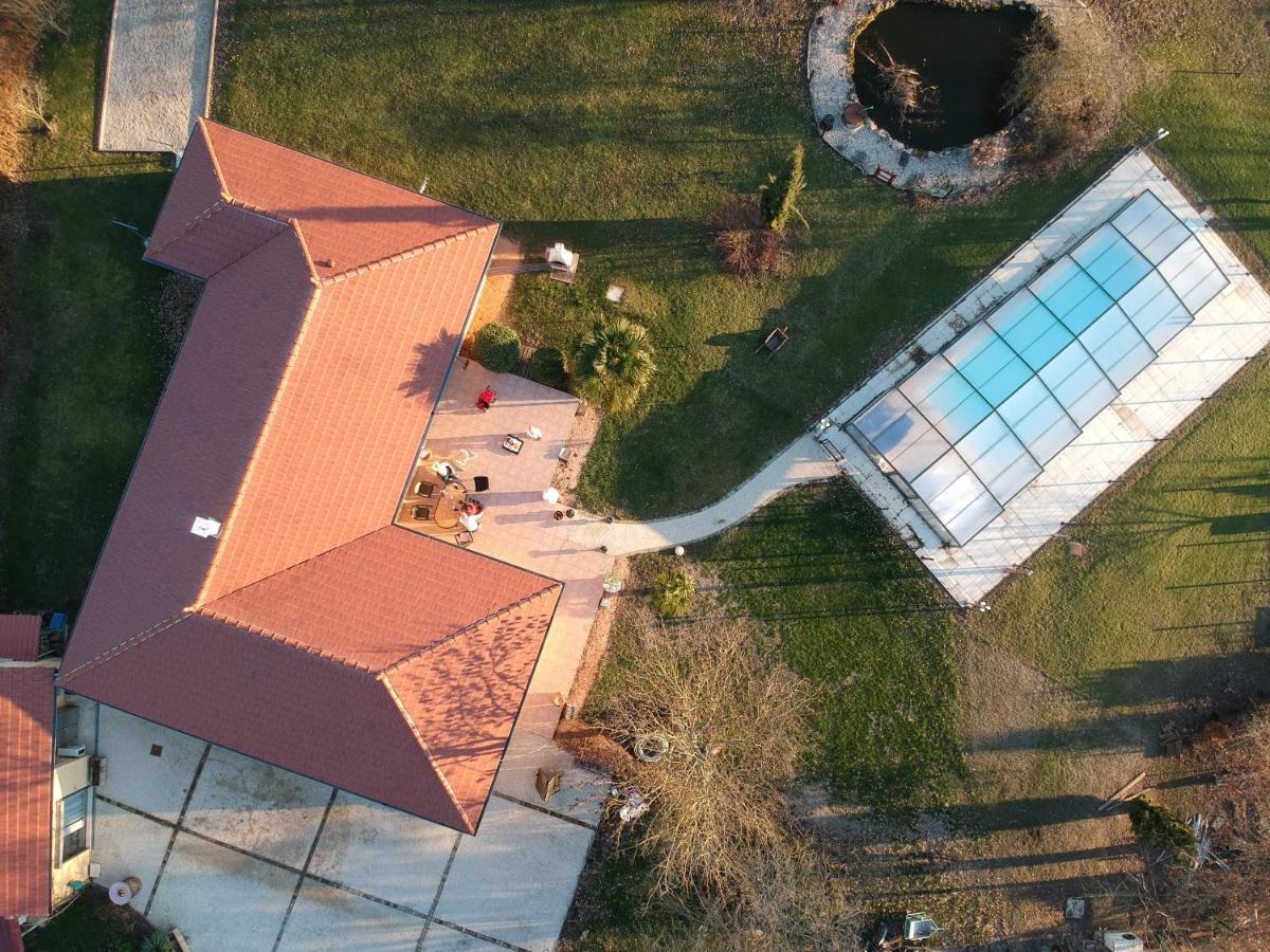 Bed and Breakfast Alaguyauder Le Kota Chatillon-sur-Broue Экстерьер фото