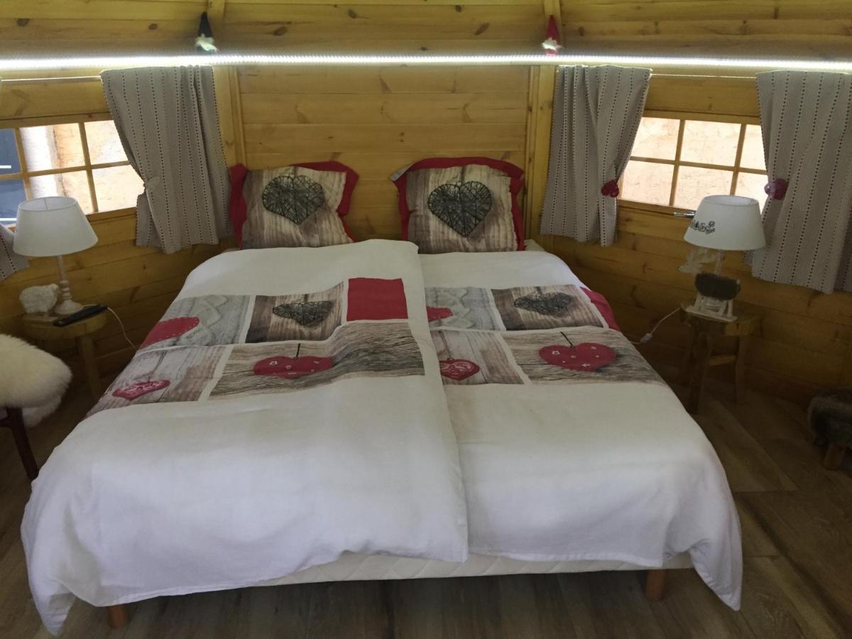 Bed and Breakfast Alaguyauder Le Kota Chatillon-sur-Broue Экстерьер фото